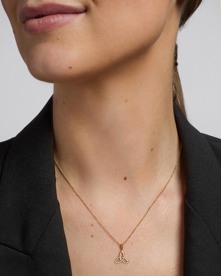 14K Gold Small Trinity Knot Pendant - Image 2