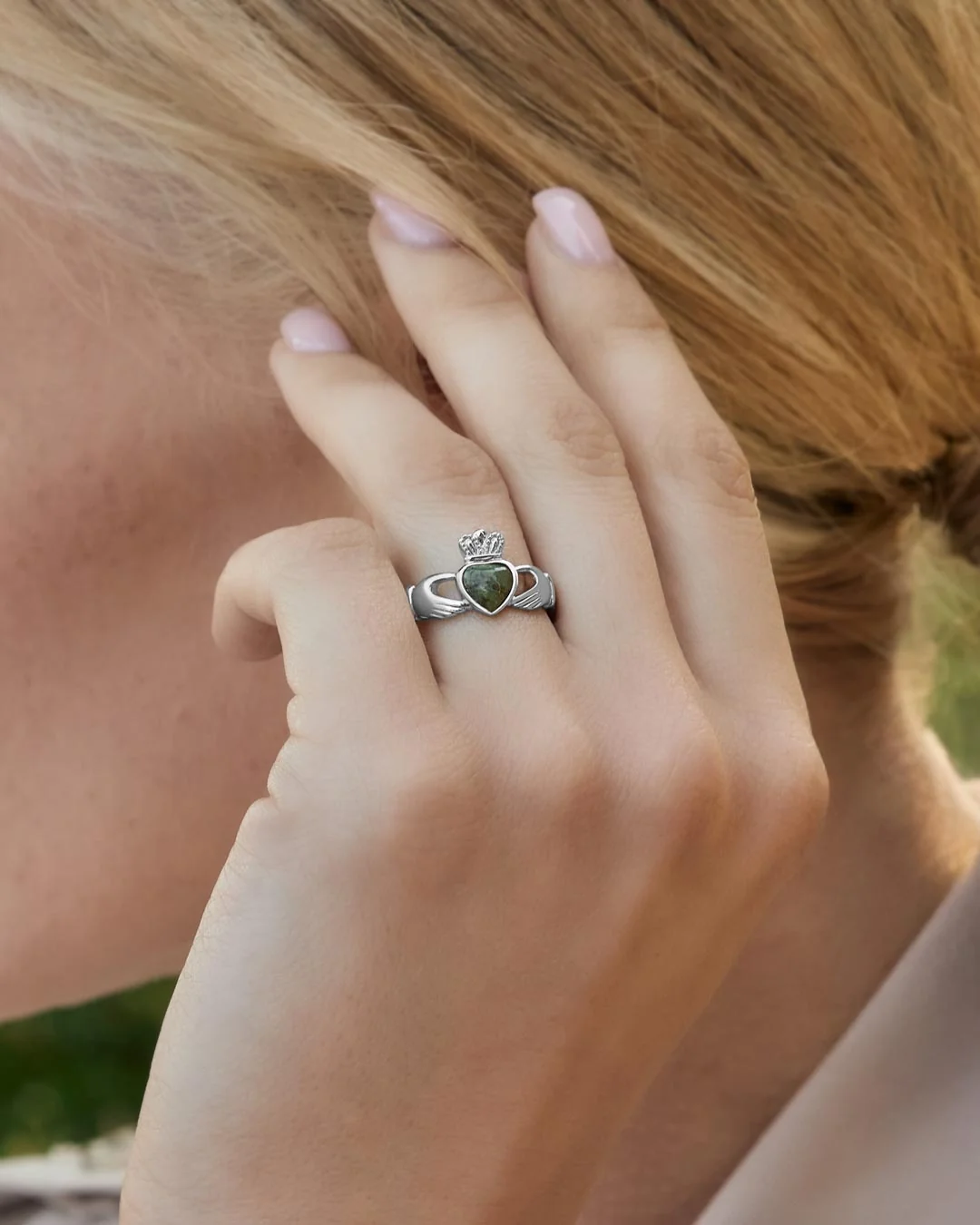 Connemara Marble Claddagh Weave Ring - Image 4